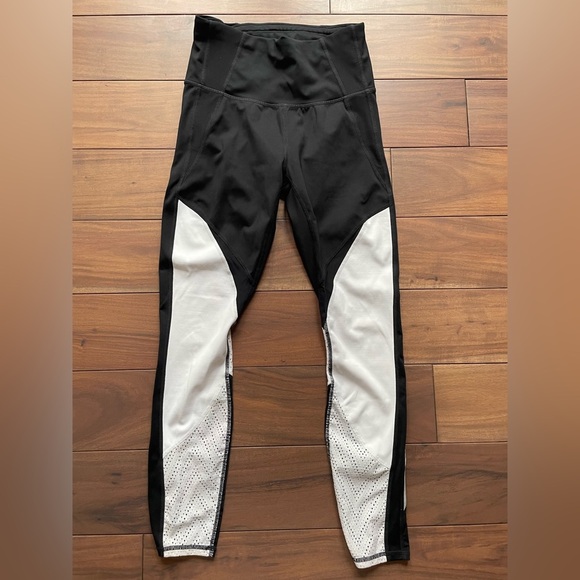 Athleta High Rise Precision 7/8 Leggings Size XS - Picture 1 of 9